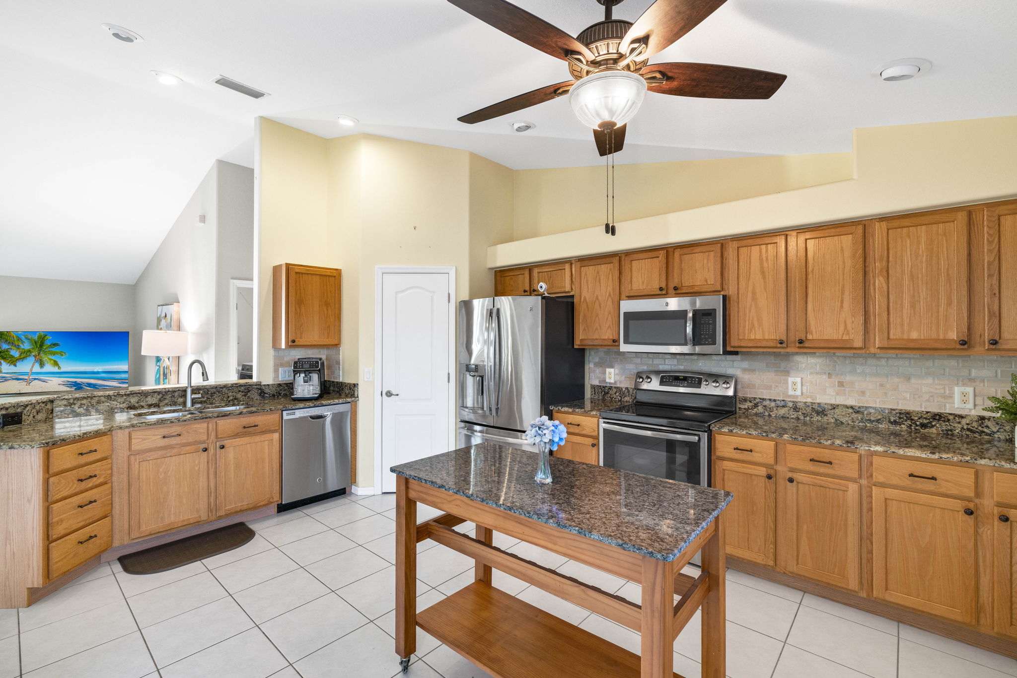 Kitchen (3)