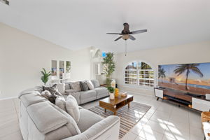 Living Room (3)