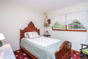 133 Old Field Rd, Huntington, NY 11743, USA Photo 9