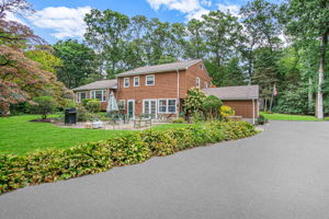 133 Old Field Rd, Huntington, NY 11743, USA Photo 6