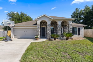 Welcome to 133 Pine Bluff Ct