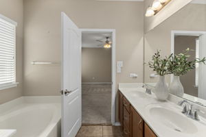  Photo 23