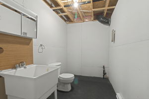  Photo 36