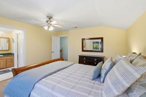 032_F8_133 Stratford St
