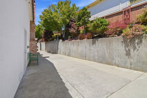 052_F8_133 Stratford St