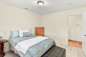030_F8_133 Stratford St