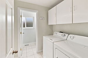 048_F8_133 Stratford St