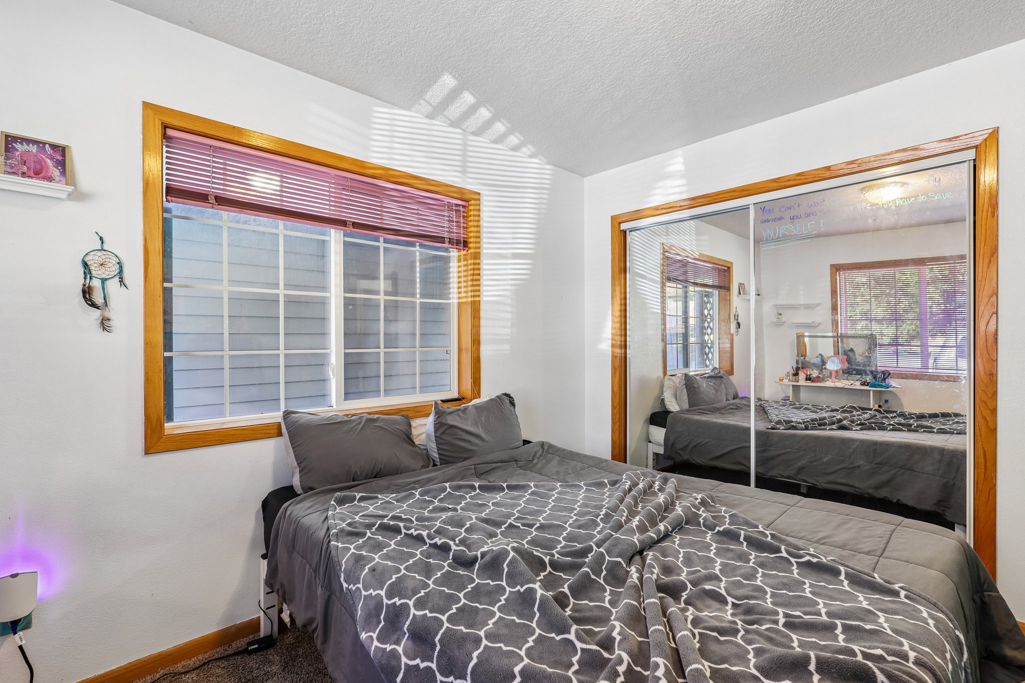 Sunnyside Dr-S2210-043.jpg