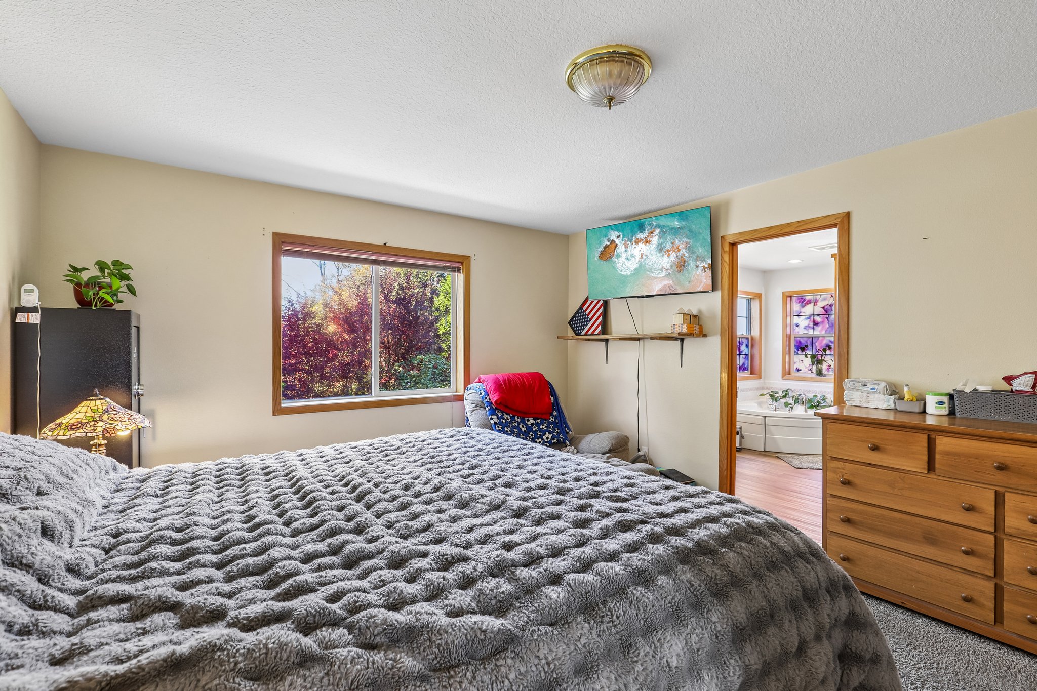 Sunnyside Dr-S2210-054.jpg