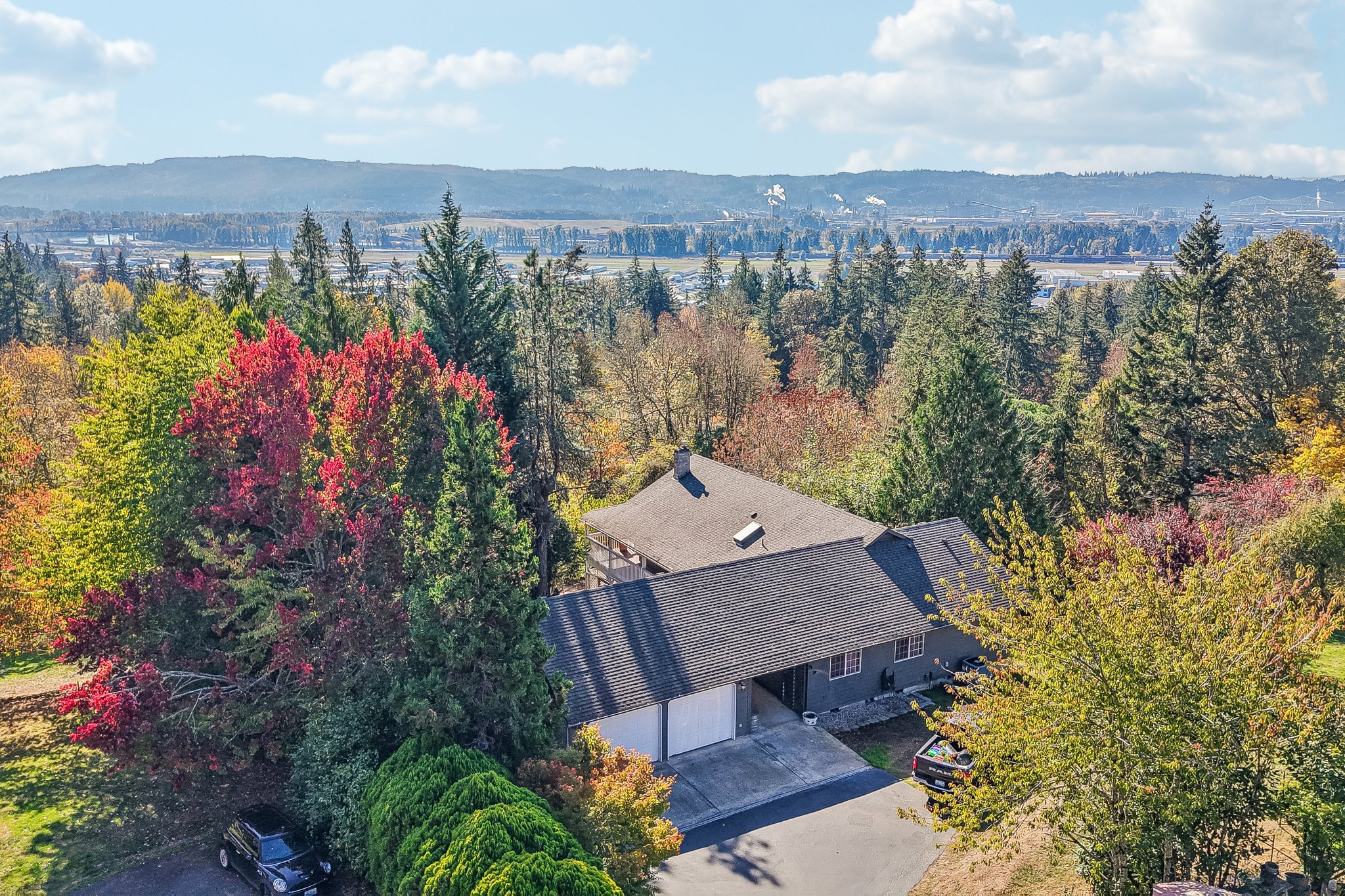 Sunnyside Dr-S2210-097.jpg