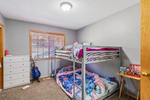 Sunnyside Dr-S2210-051.jpg