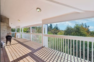 Sunnyside Dr-S2210-070.jpg