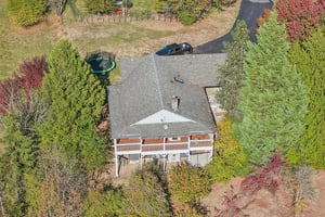 Sunnyside Dr-S2210-110.jpg