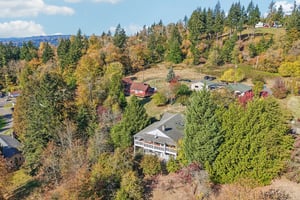 Sunnyside Dr-S2210-112.jpg