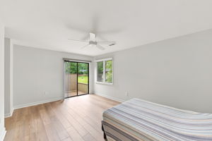  Photo 39