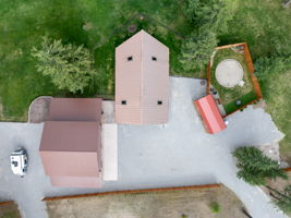  Photo 49