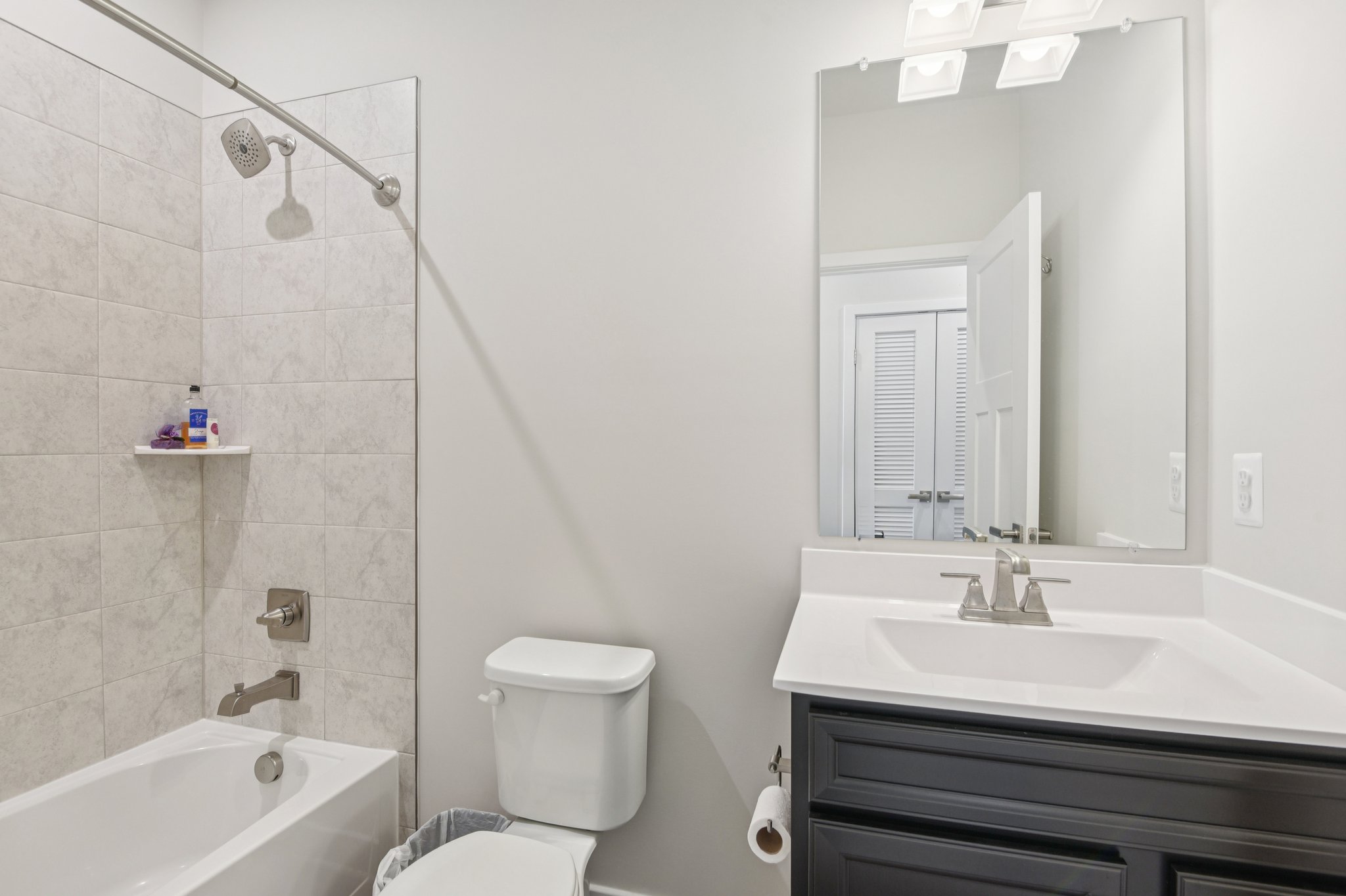 Woodgate Cir-S1704-022.jpg