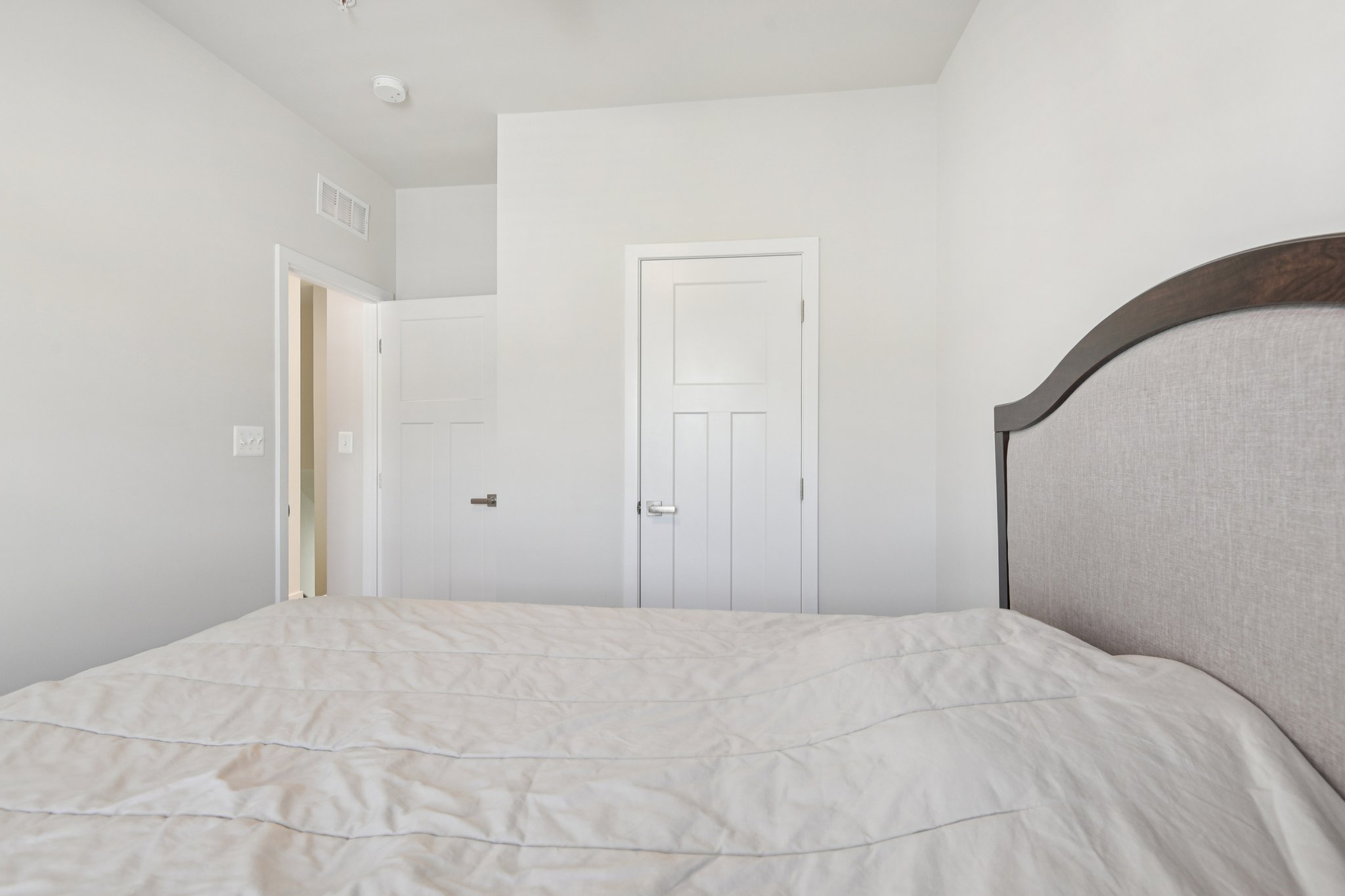 Woodgate Cir-S1704-026.jpg