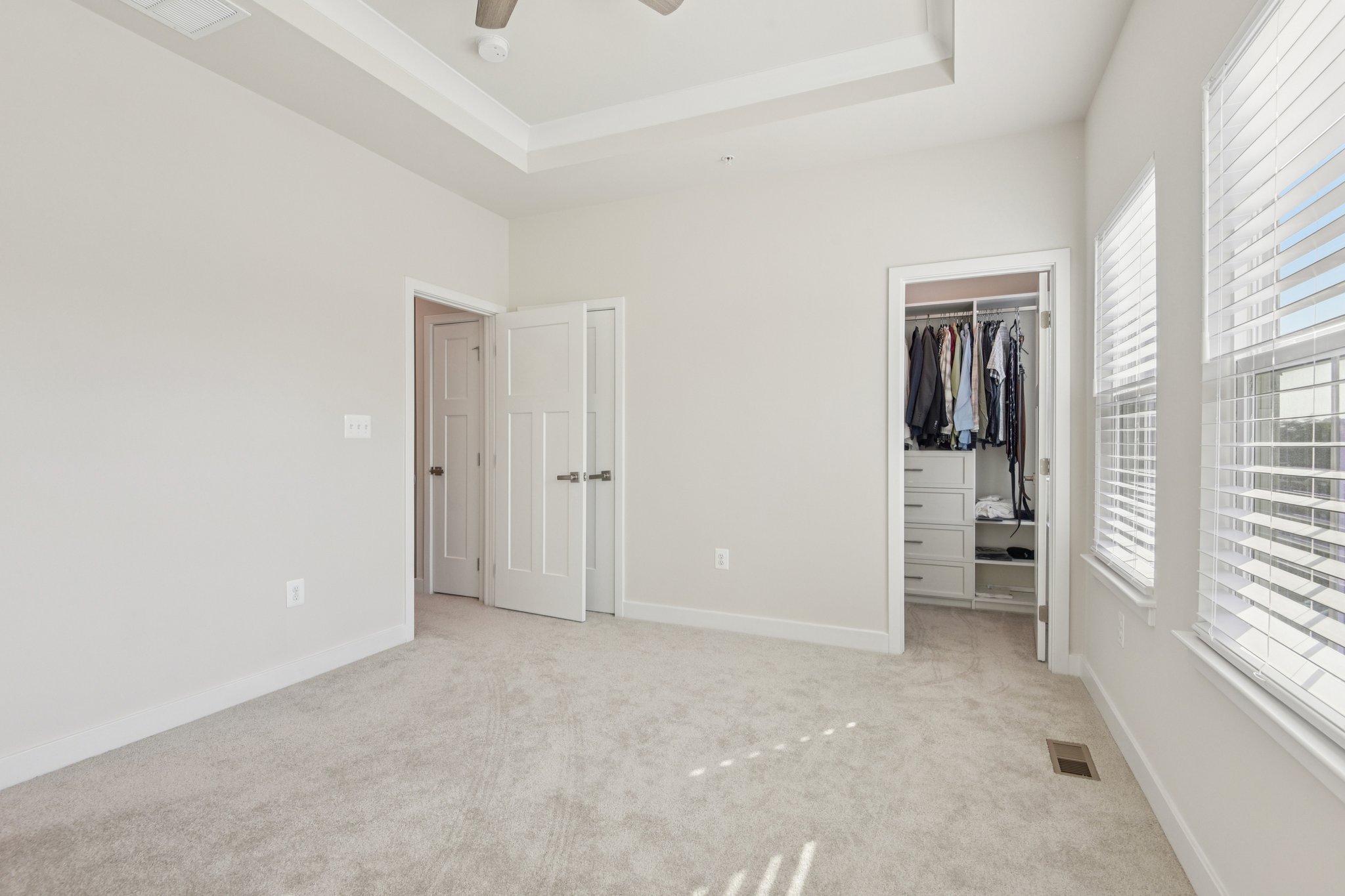 Woodgate Cir-S1704-030.jpg