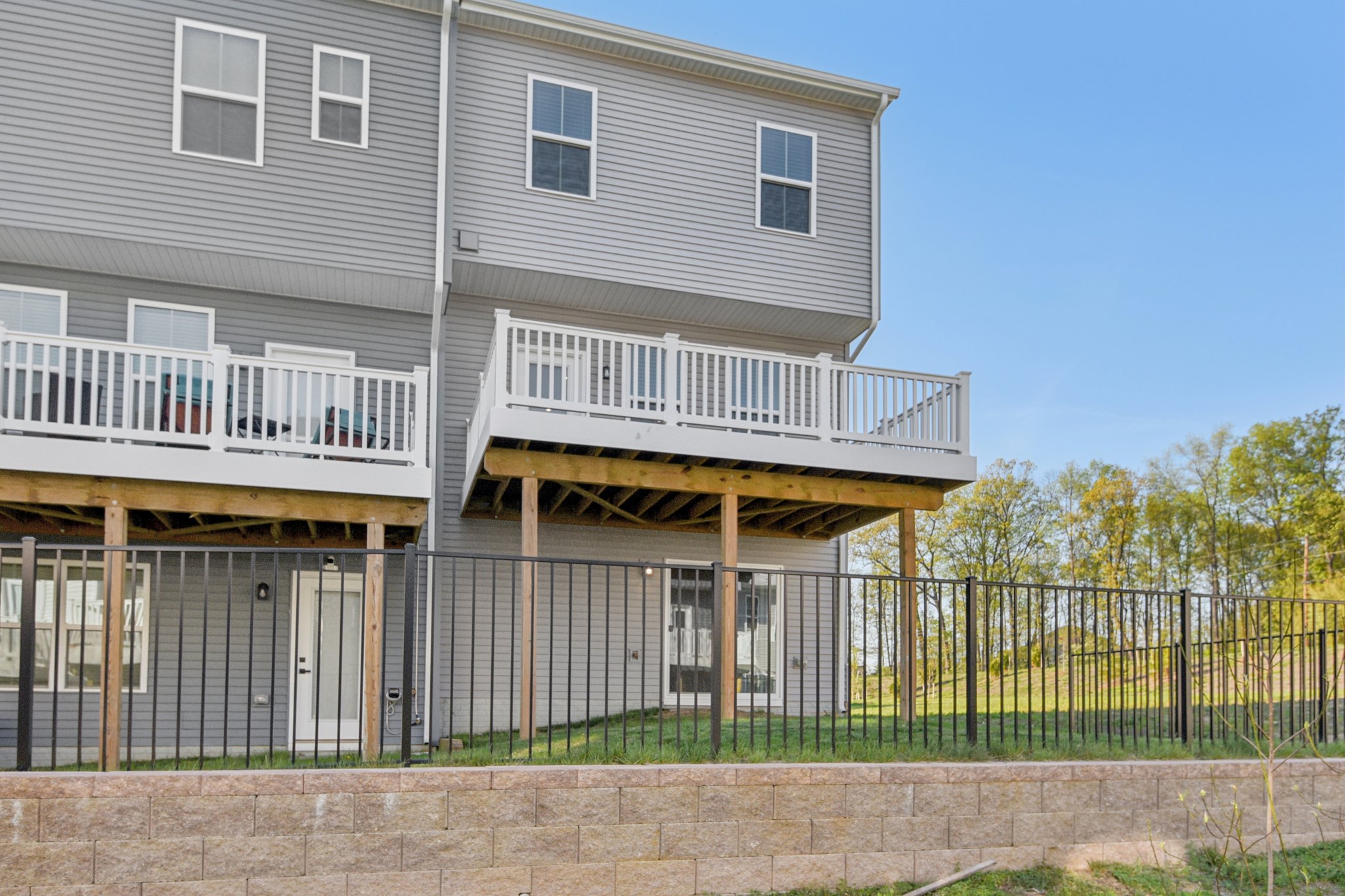 Woodgate Cir-S1704-036.jpg