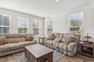 Woodgate Cir-S1704-009.jpg