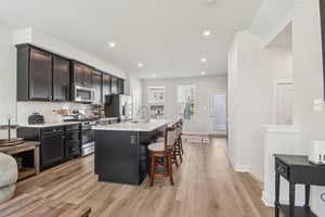 Woodgate Cir-S1704-017.jpg