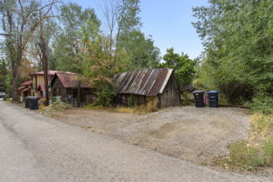  Photo 39