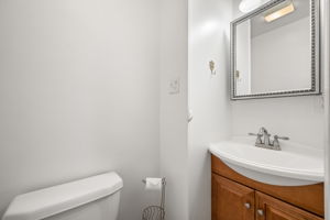 1330 E Montgomery Ave-9