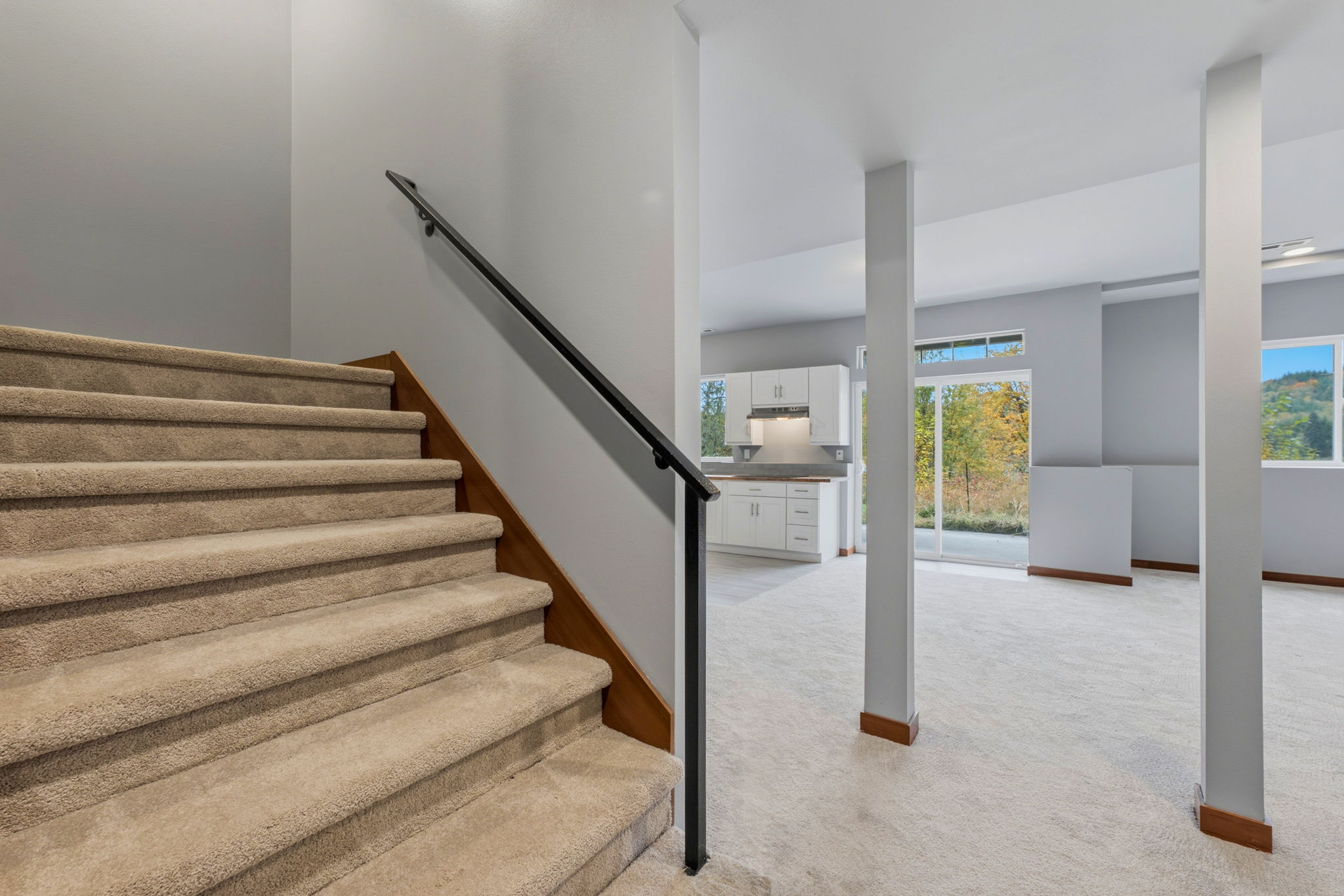 Stairs leading up to main level from downstairs