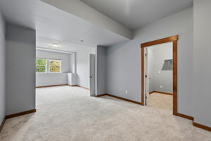 Additional space, part of 2nd Primary bedroom, with large walk in closet