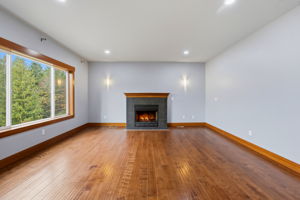 Main level living room