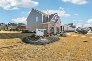 Trailhead Pl-S2401-002.jpg