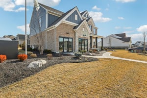 Trailhead Pl-S2401-003.jpg
