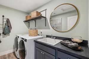 Trailhead Pl-S2401-041.jpg