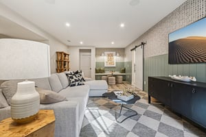 Trailhead Pl-S2401-052.jpg