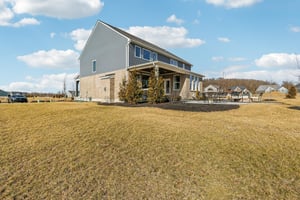 Trailhead Pl-S2401-060.jpg