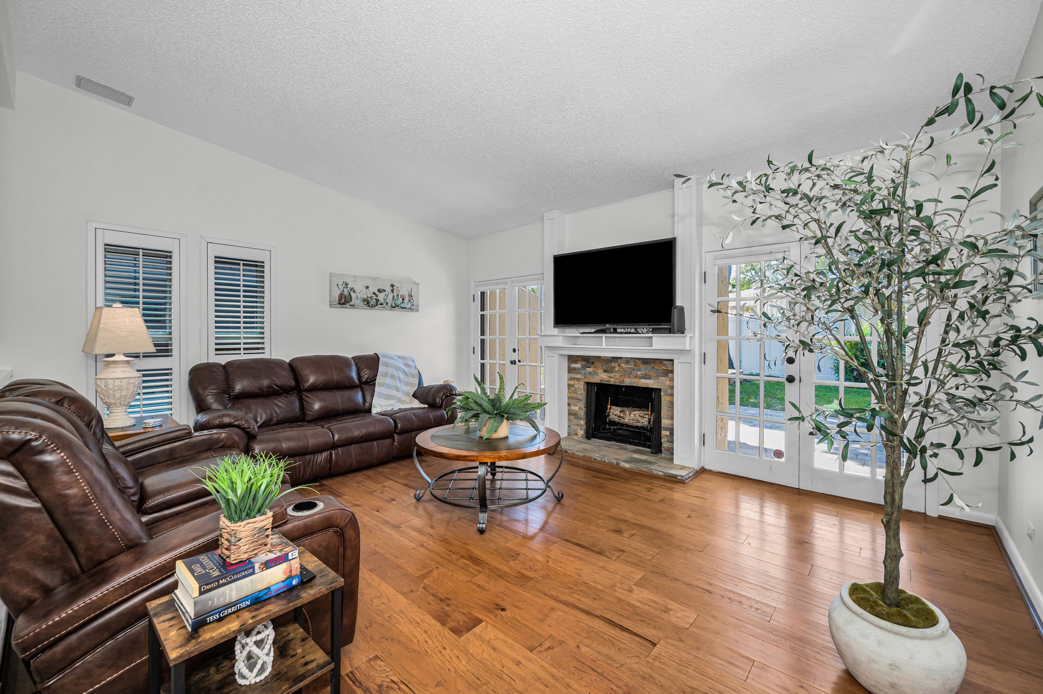Living Room10