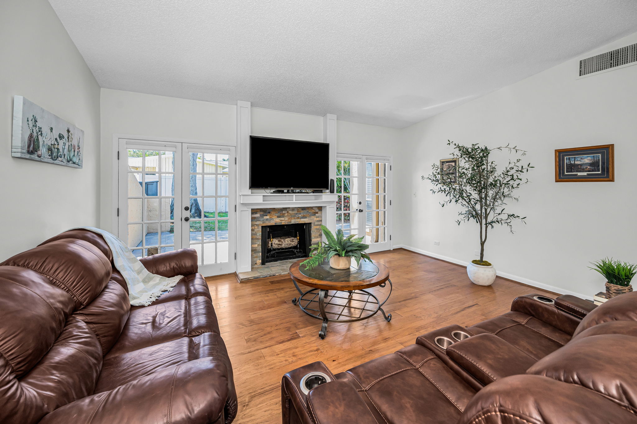 Living Room11
