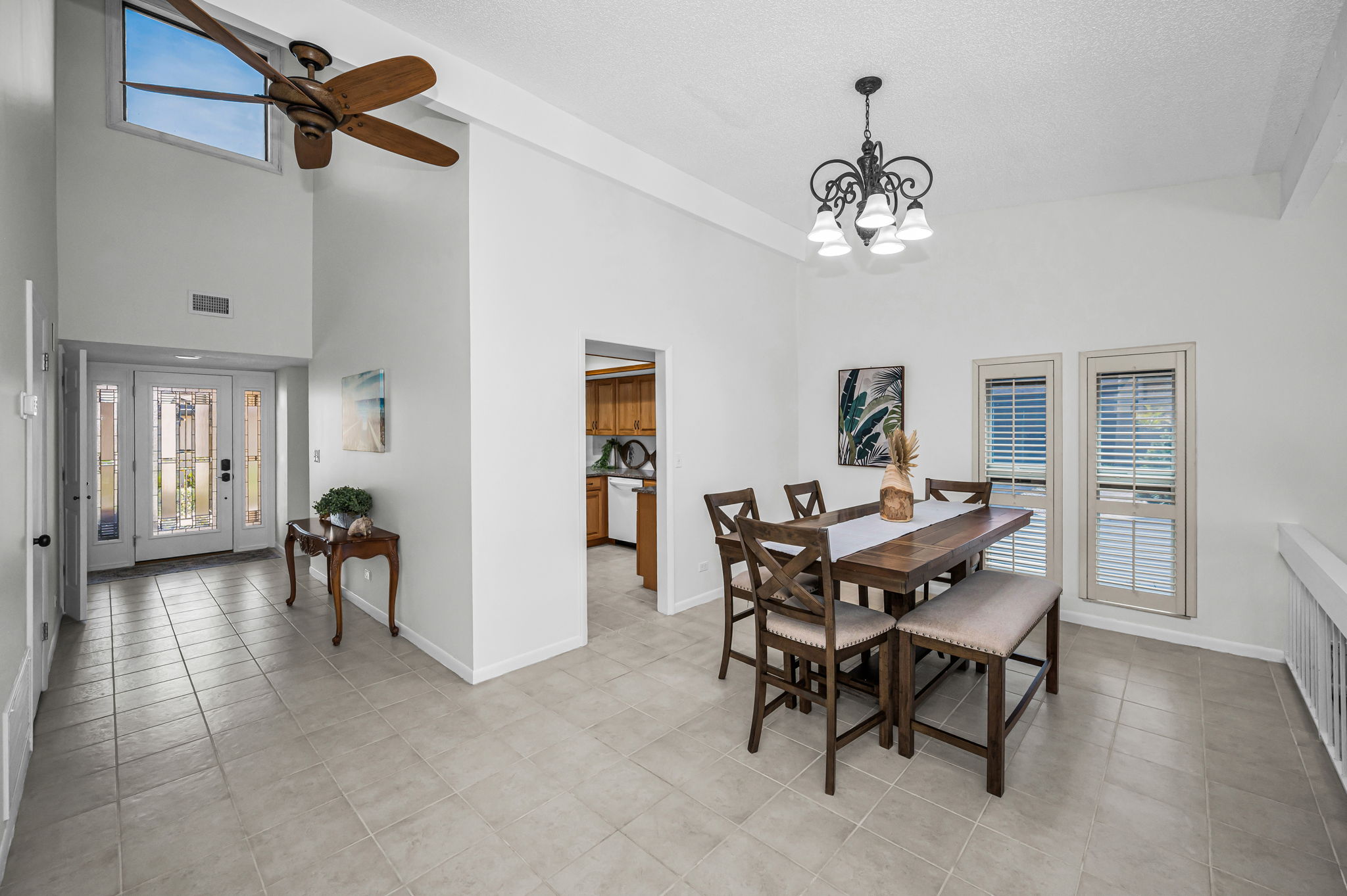 Dining Room10