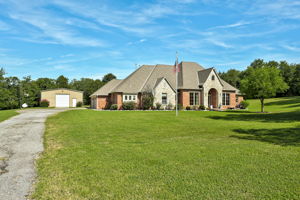  Photo 0