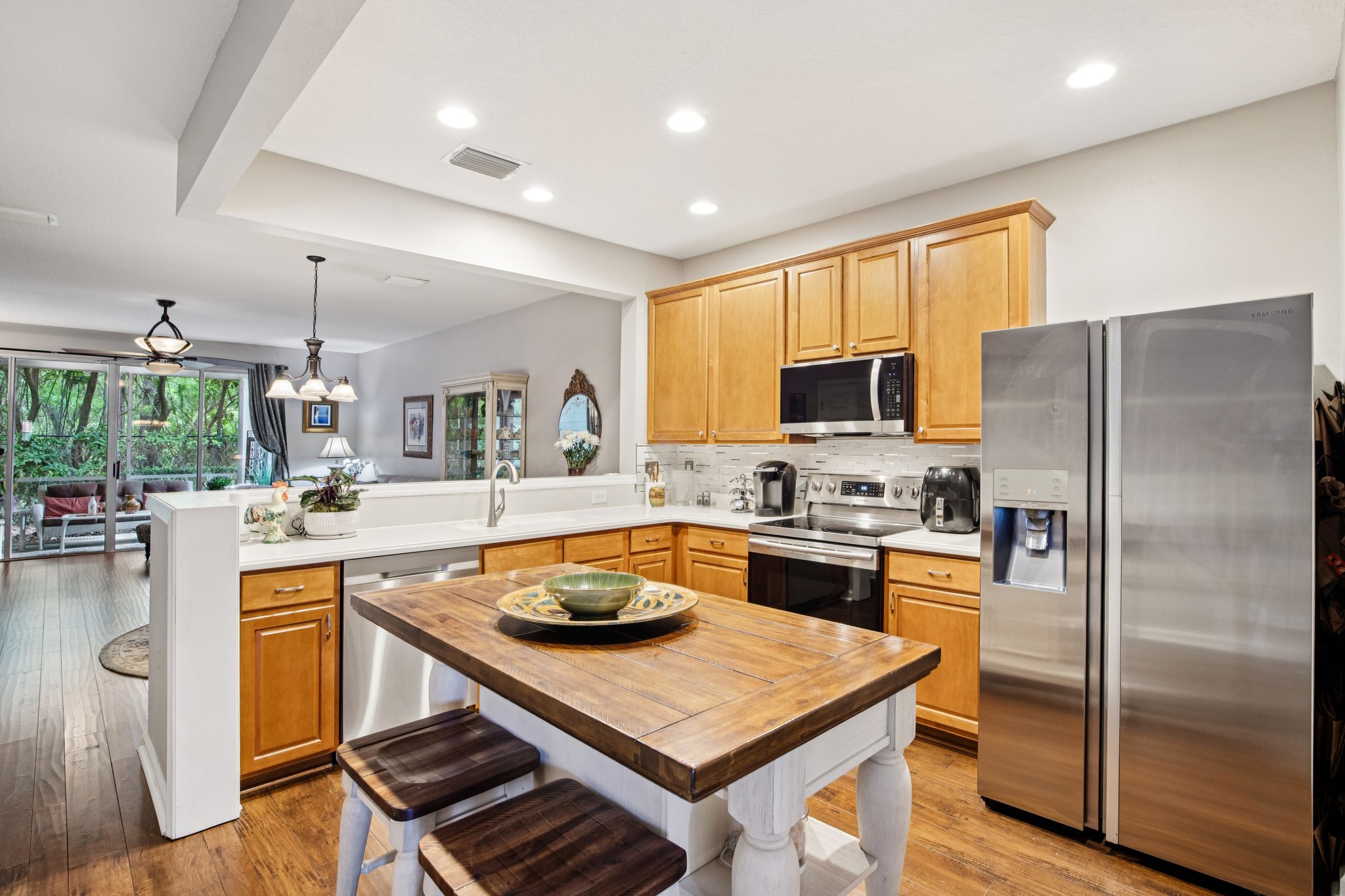 Stone Pond Dr-1306-016.jpg