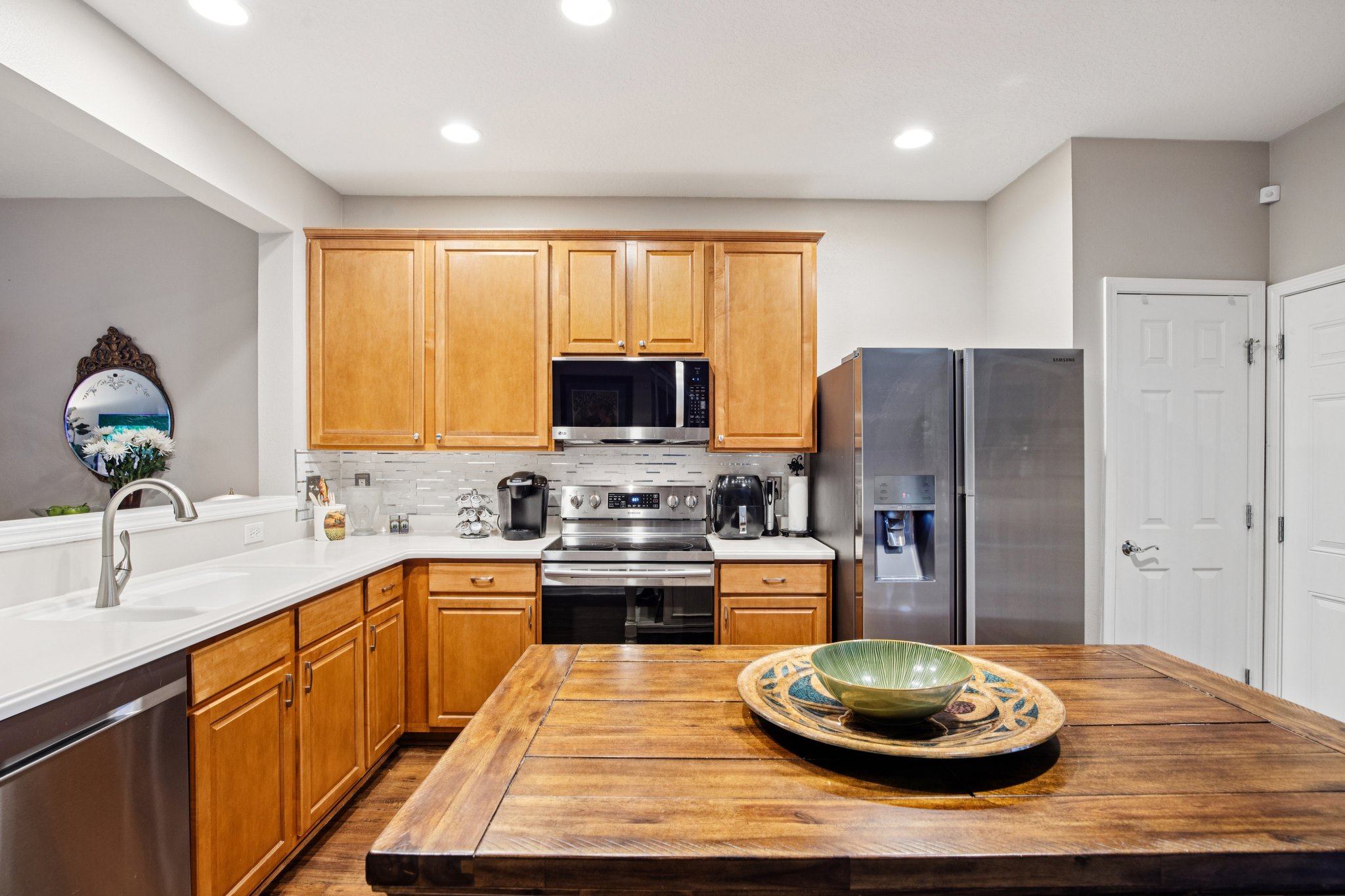 Stone Pond Dr-1306-017.jpg