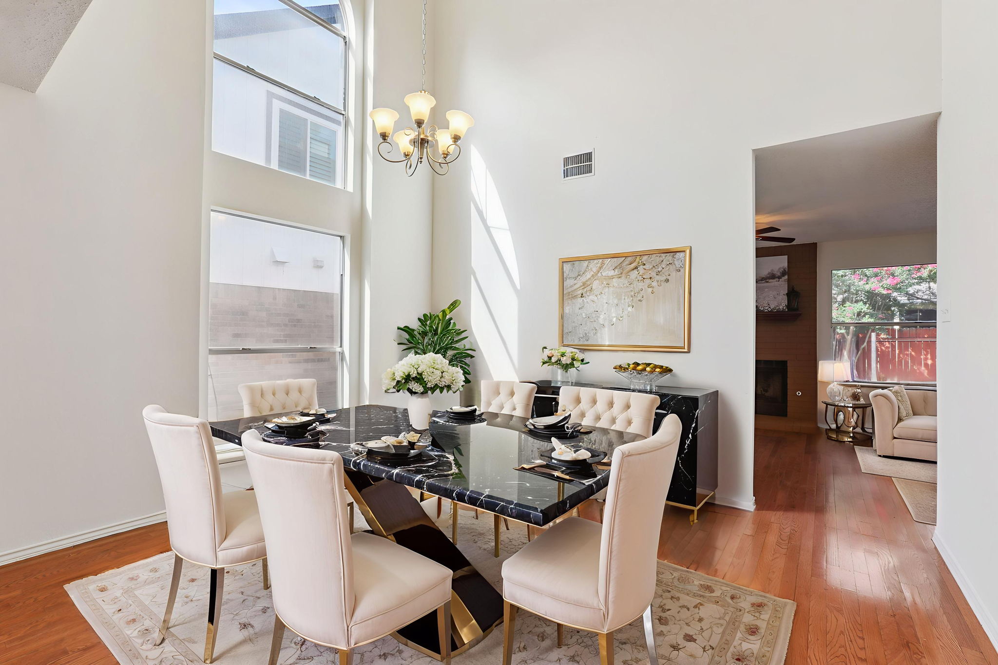 003 - Dining Room 