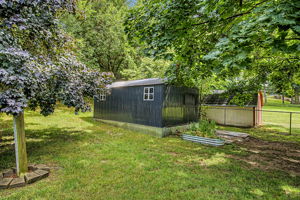  Photo 40