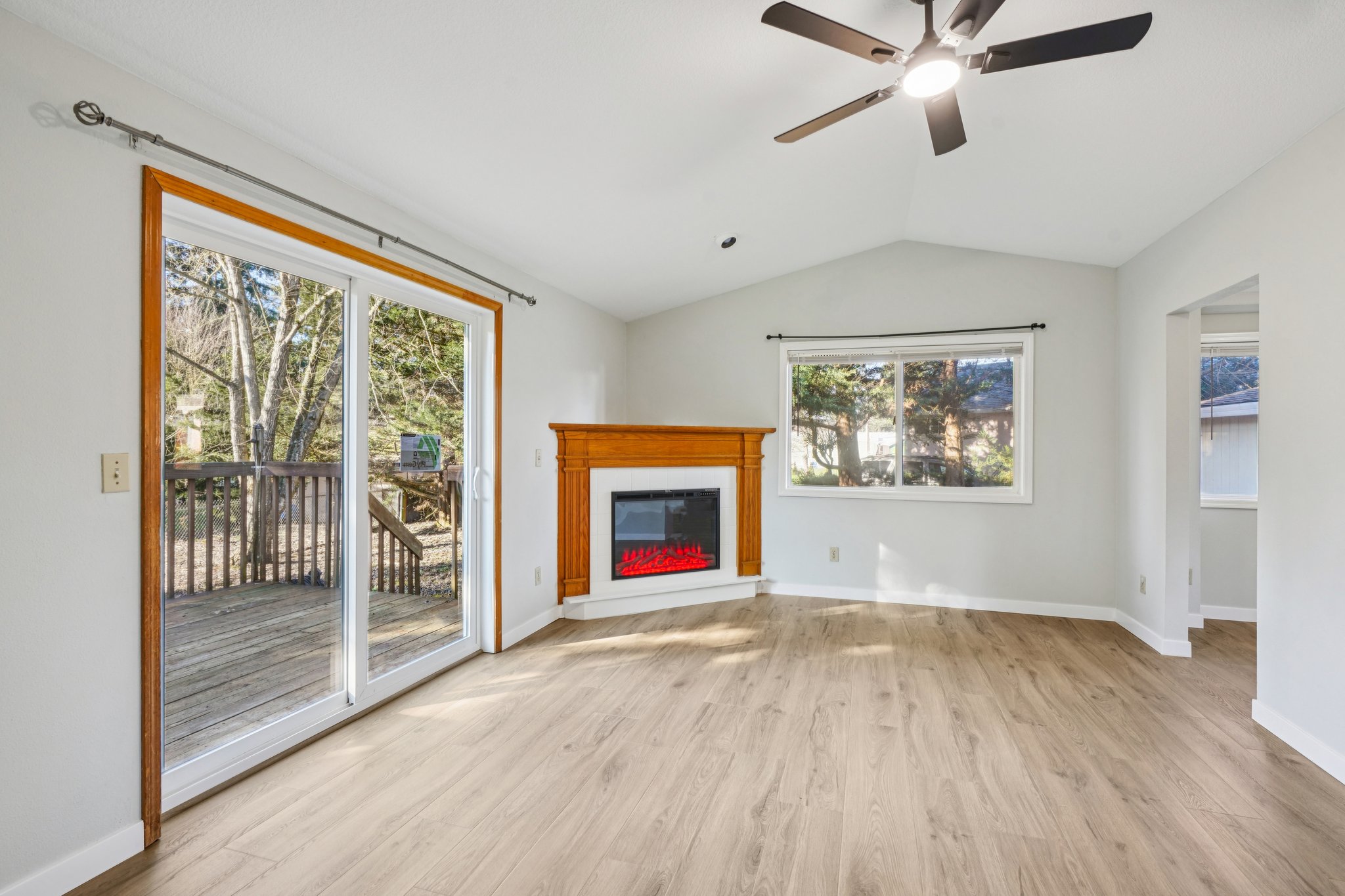 NE 34th Cir-S1202-009.jpg