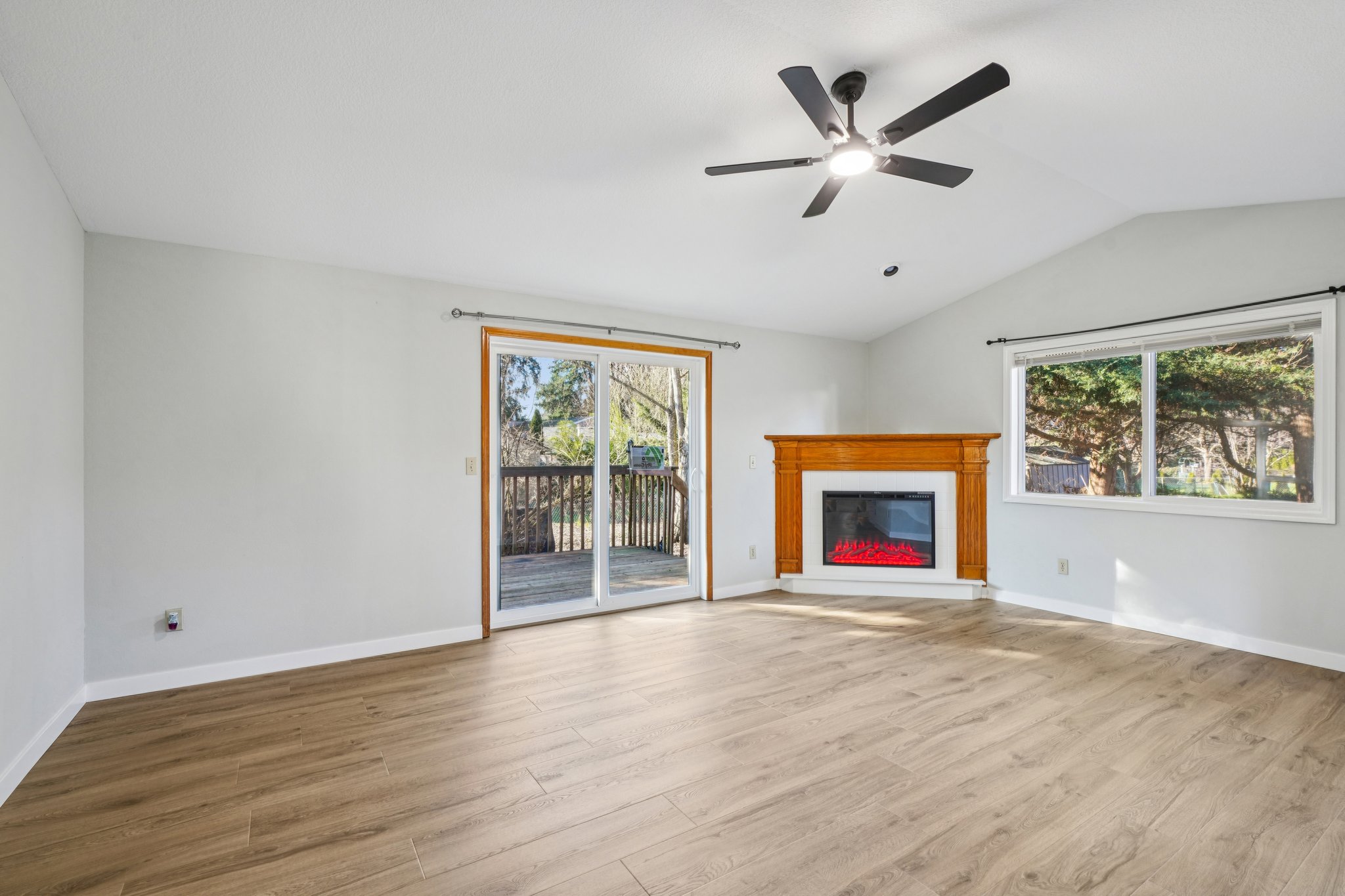 NE 34th Cir-S1202-010.jpg