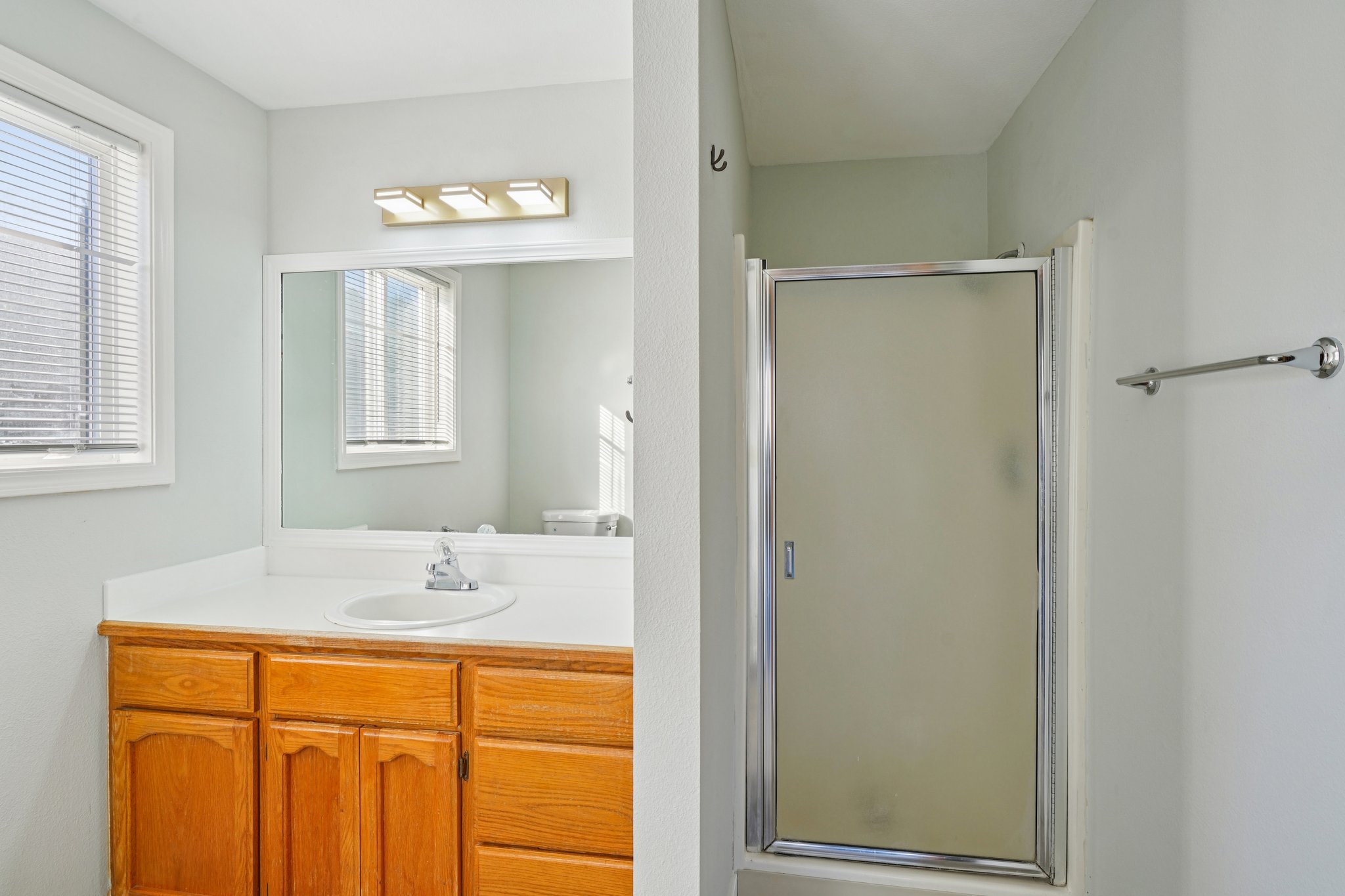 NE 34th Cir-S1202-018.jpg