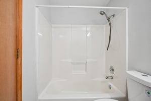 NE 34th Cir-S1202-027.jpg