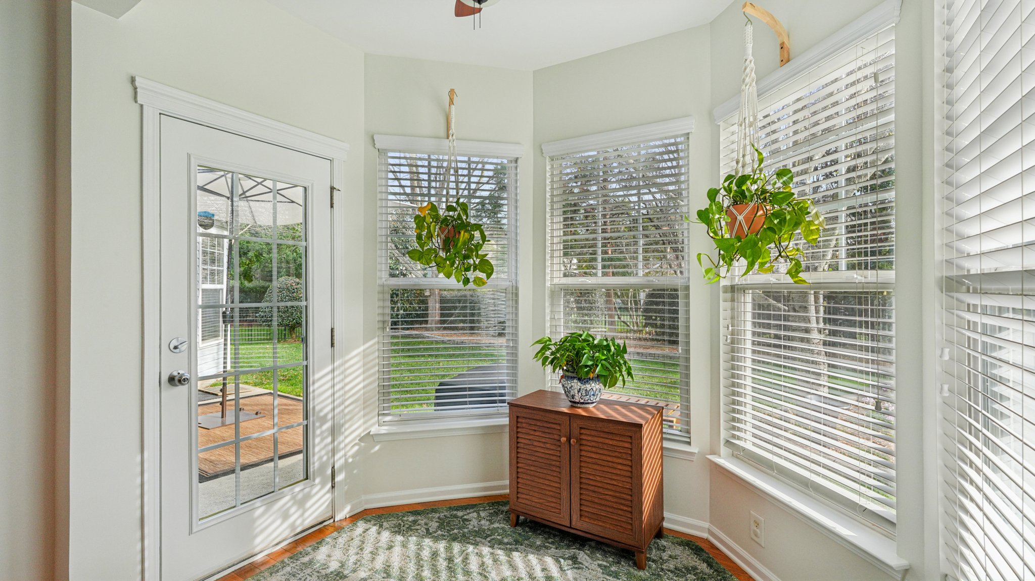 Centerview Ln-S0212-019.jpg