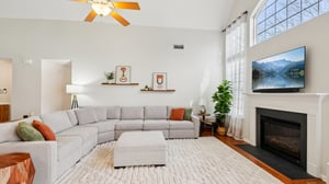 Centerview Ln-S0212-009.jpg